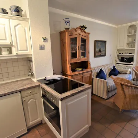 Raantem Hues, Ra02 Apartmán *